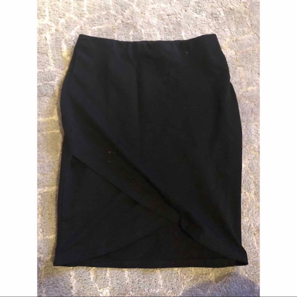 Tobi Pencil skirt